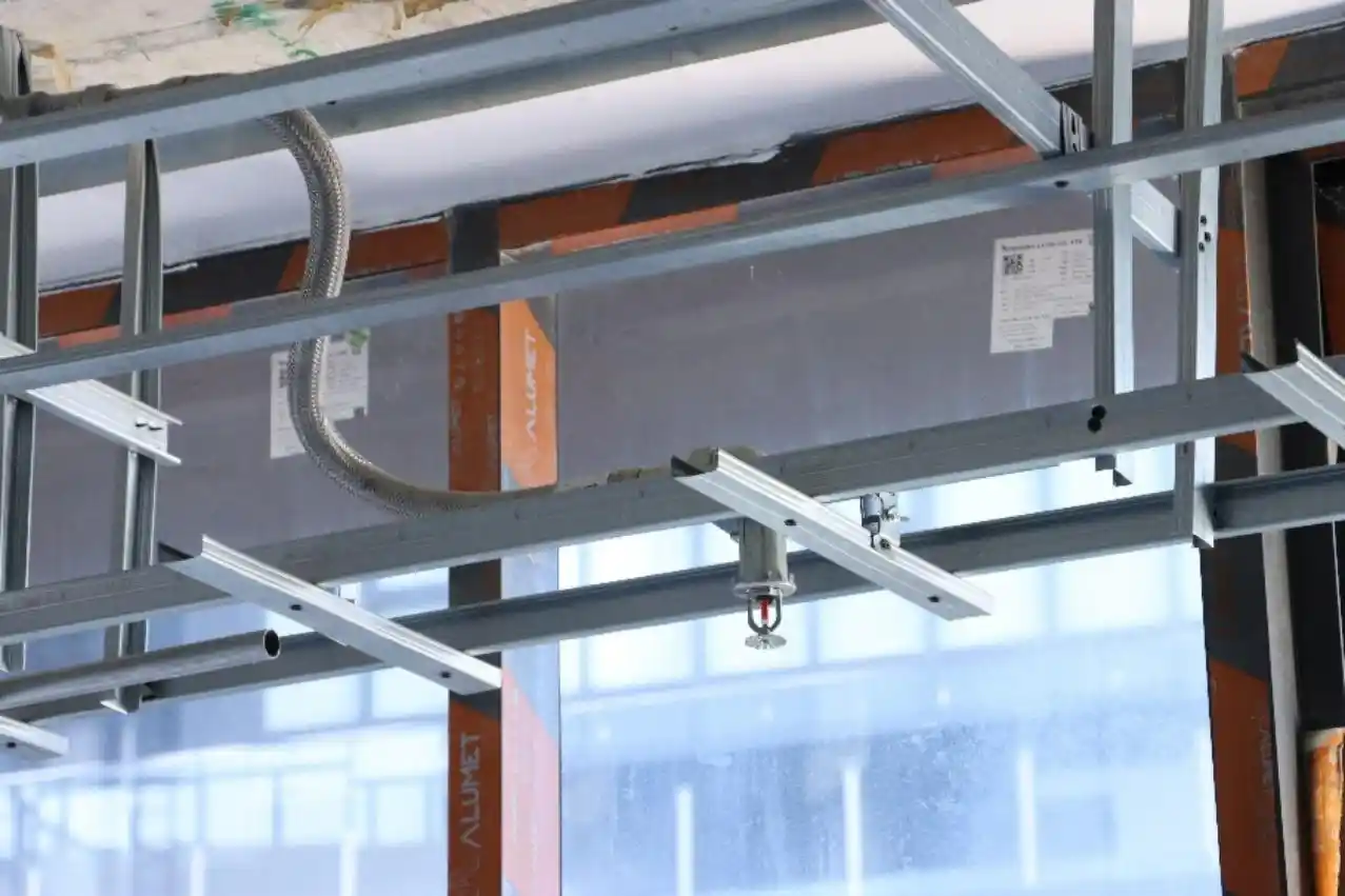 ประโยชน์หลักของการติดตั้งหัวสปริงเกอร์ดับเพลิง